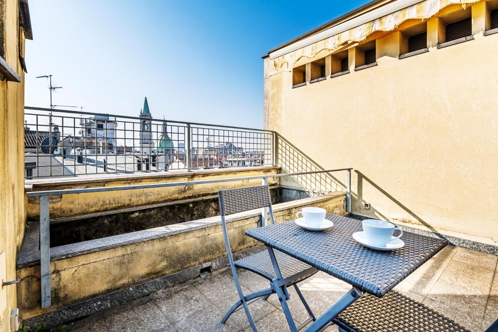 Elegant 2 Bedrooms Near Duomo Appartement Milan