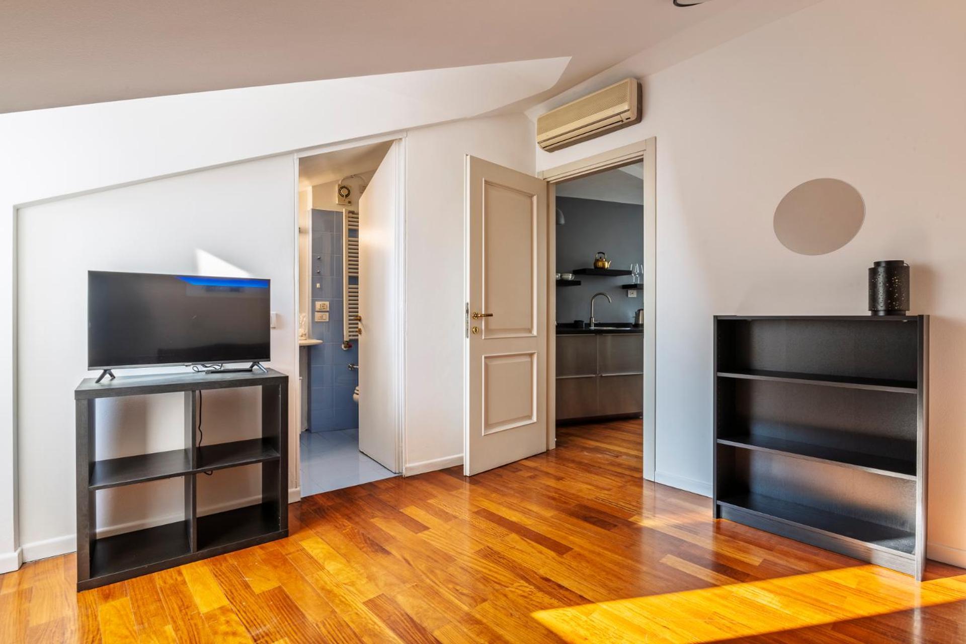 Appartement Elegant 2 Bedrooms Near Duomo Milan